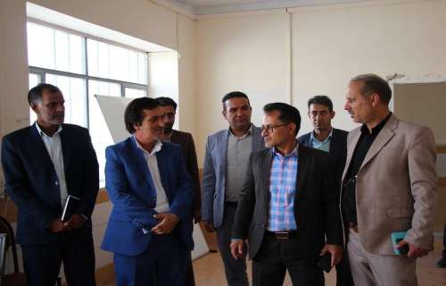 بازدید مدیرکل فرهنگ و ارشاد اسلامی جنوب کرمان ازهنرستان هنرهای زیبای  جنوب کرمان